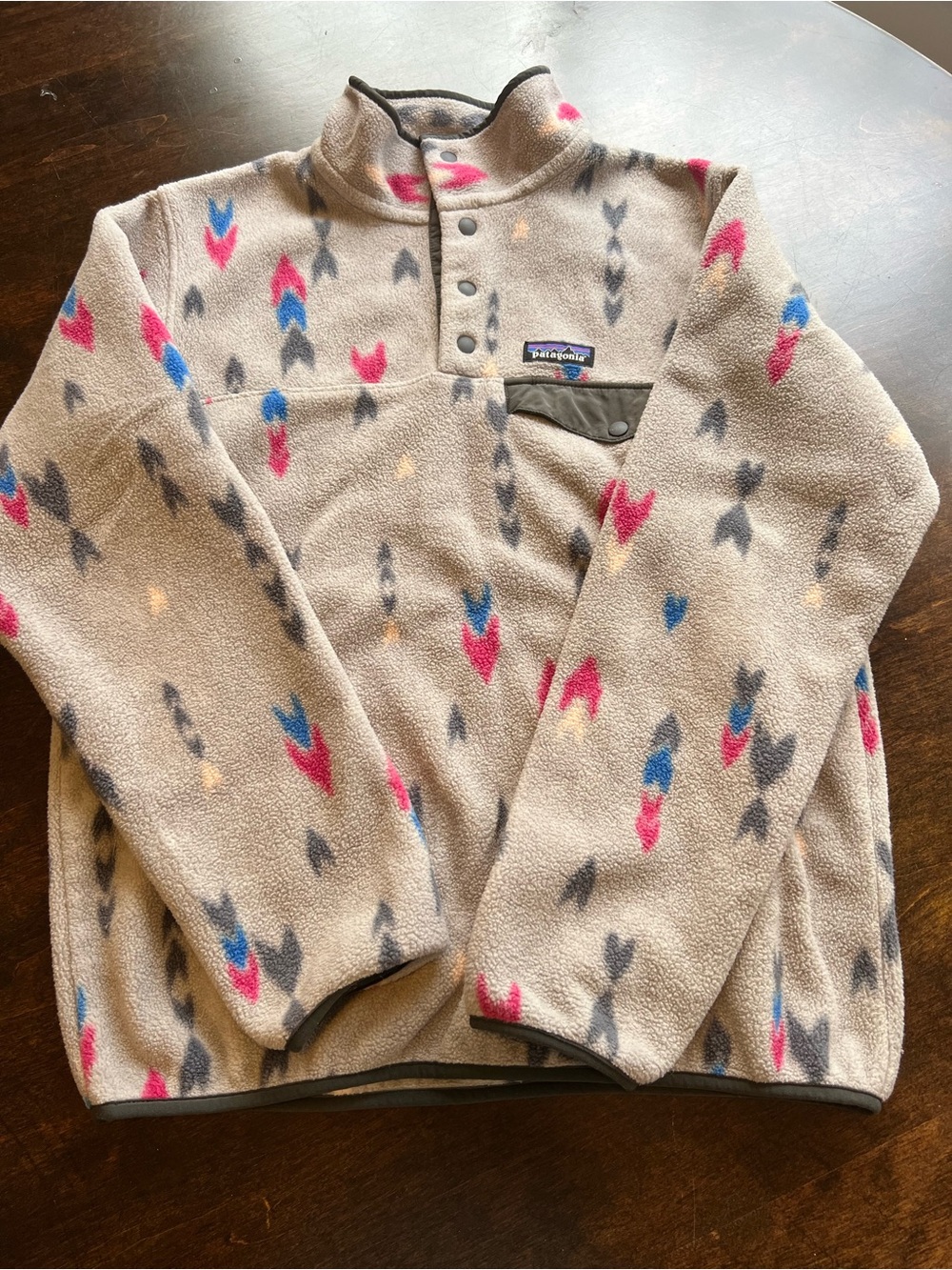 Patagonia Beige Fleece Pullover with Pink and Blue Accents